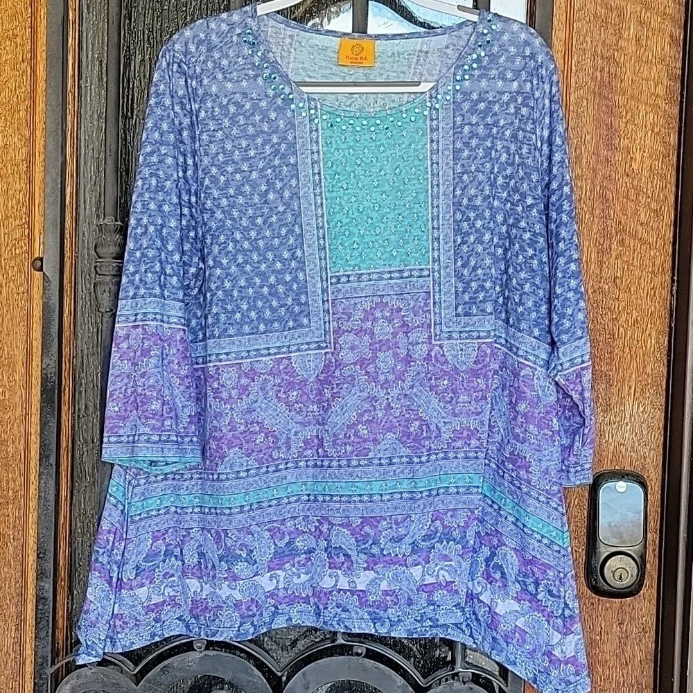 Floral Blue and Purple Women's 2 Piece Top - Picture 8 of 12